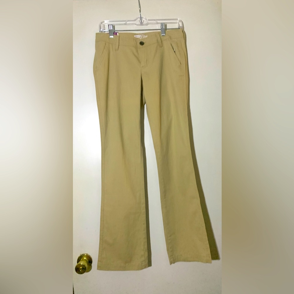 *BRAND NEW* Khaki Bootcut Sz 2